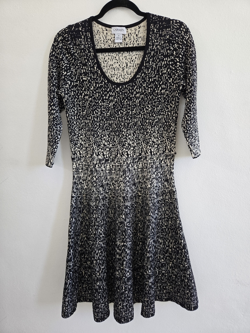 Carmen Marc Valvo Slip On Strechy Black Metallic Fitted Dress Size M